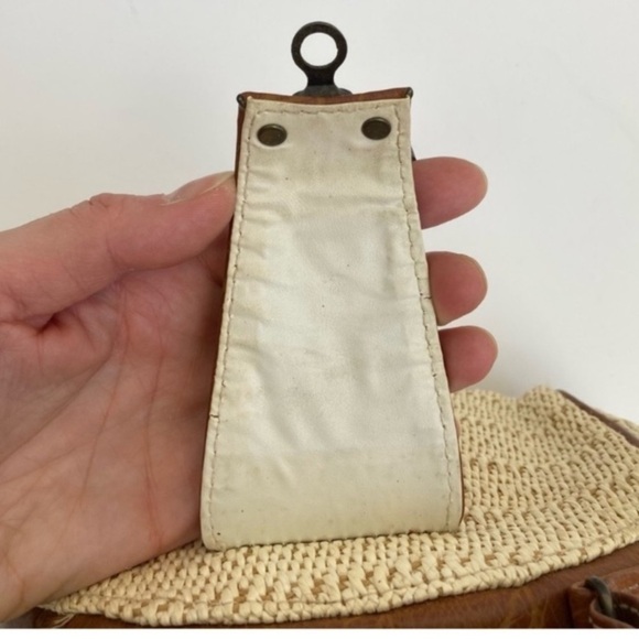 Vintage Y2K Mini Purse Woven Straw Bag Taco Shaped Top Handle Metal Loop Lock - Picture 6 of 13
